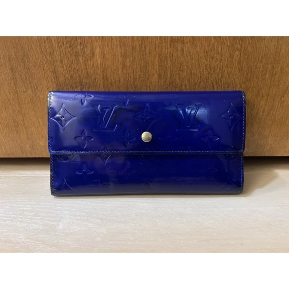 Louis Vuitton Blue Vernis International Long Wallet Dyed Vernis Blue Interior - Picture 1 of 13